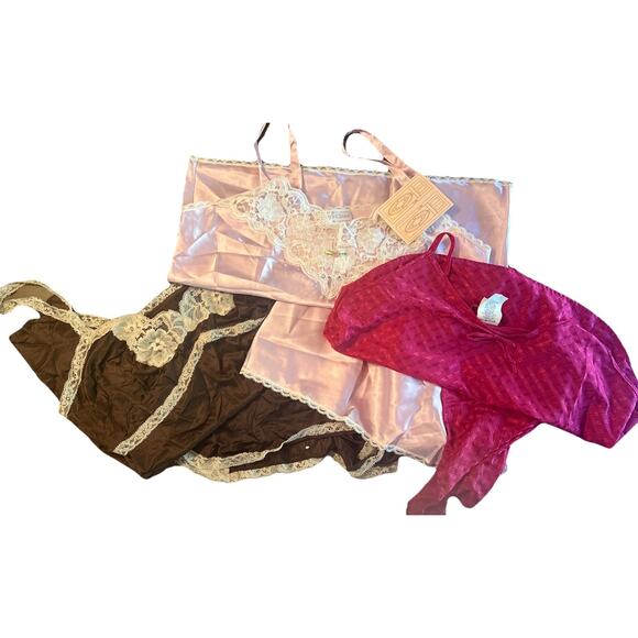 Lot 3 Vintage 80s Two Piece Lingerie Silky Pajama Sets Tops & Shorts Med - Picture 1 of 11